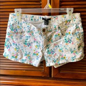 H&M floral denim shorts